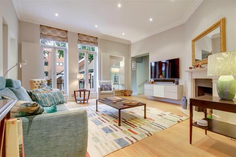 3 bedroom apartment for sale, Hampstead Hill Gardens, Hampstead, London