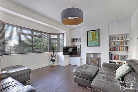 26 Brook Road, Epping, CM16 7BT