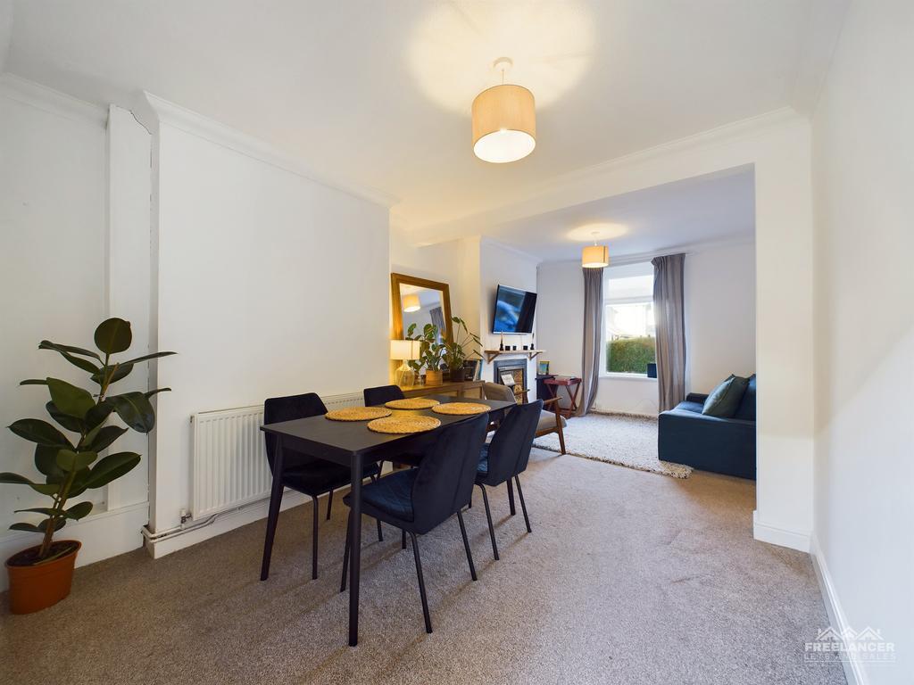 Living room diner