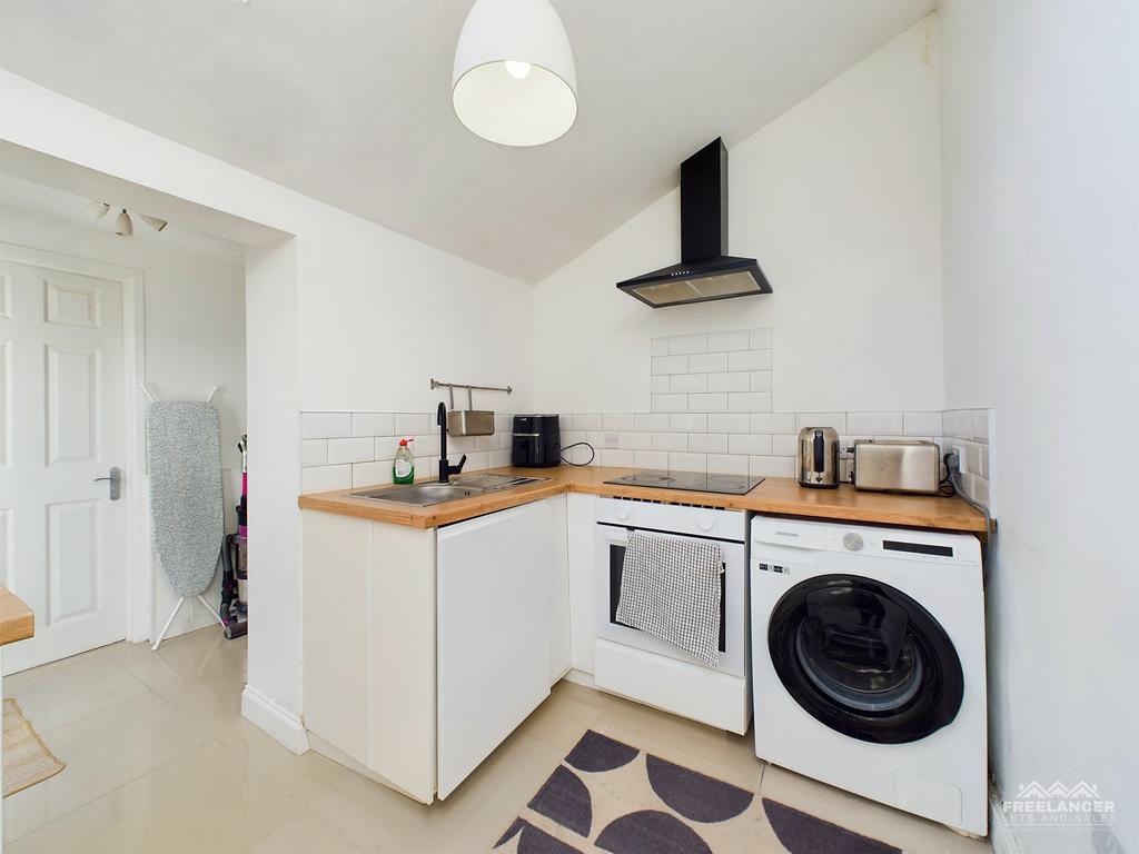 Kitchen 2