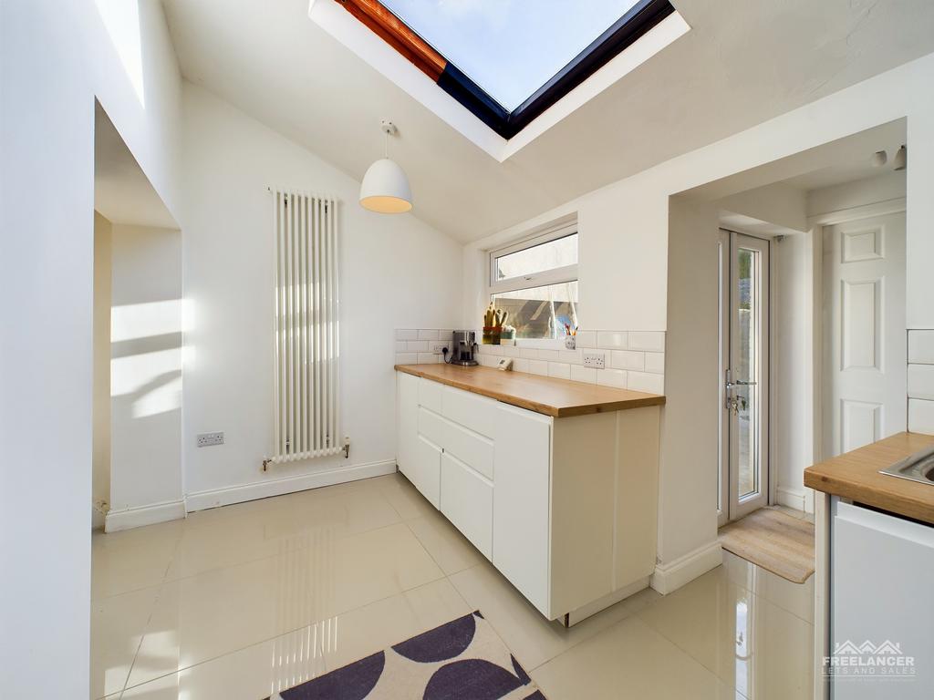 Kitchen 3