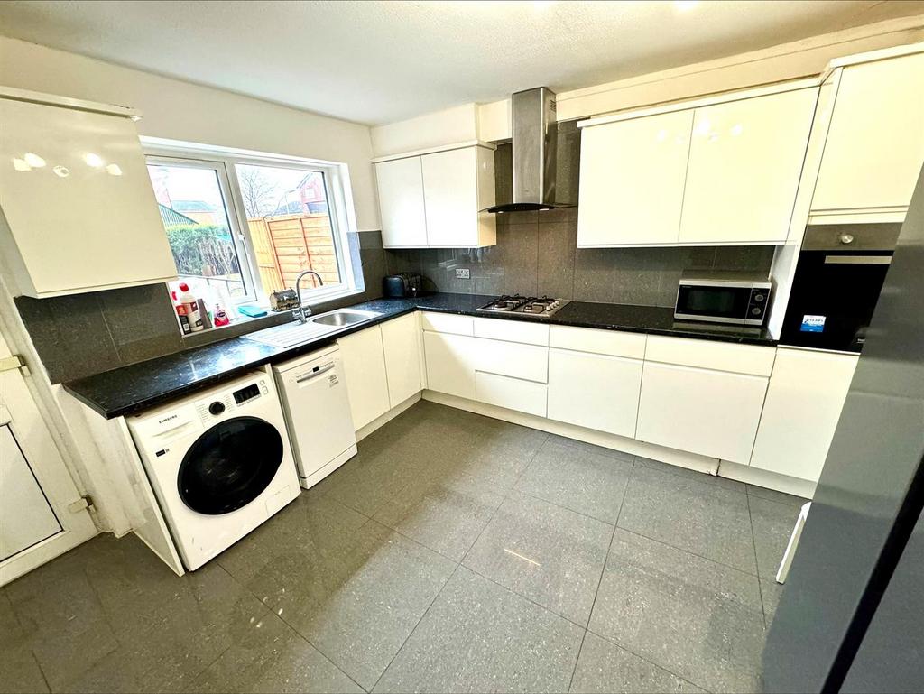 Kitchen-Breakfast Room