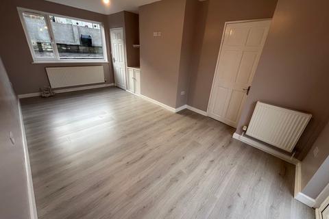 5 Broadfield Close, Tonypandy, CF40 1SY