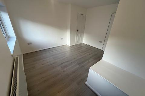 5 Broadfield Close, Tonypandy, CF40 1SY