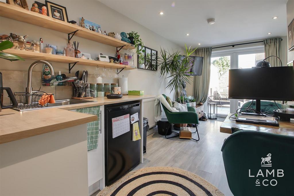 Kitchen/living space