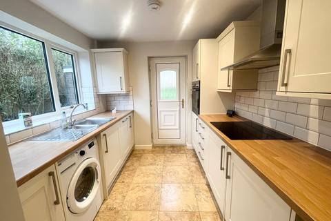 3 bedroom house to rent, Hunger Hills Avenue, Horsforth, Leeds, West Yorkshire, UK, LS18