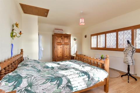 2 bedroom detached house for sale, Westmeston Avenue, Saltdean, Brighton, East Sussex