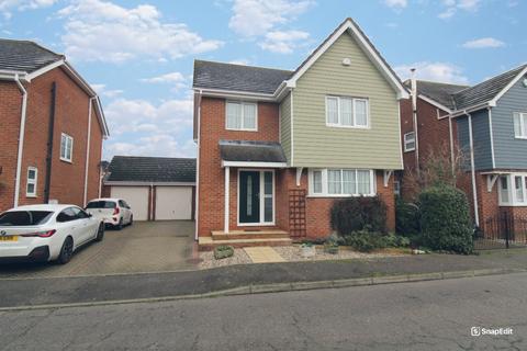 4 bedroom detached house for sale, Hogarth Way, Rochford, Essex, SS4