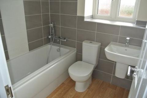 3 bedroom semi-detached house to rent, Waterside Close, Sandiacre NG10 5PW