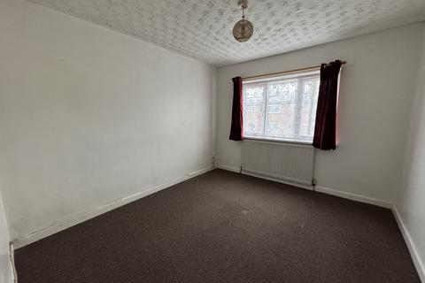 2 bedroom flat to rent, 86 Victoria Park Road,  Smethwick, B66