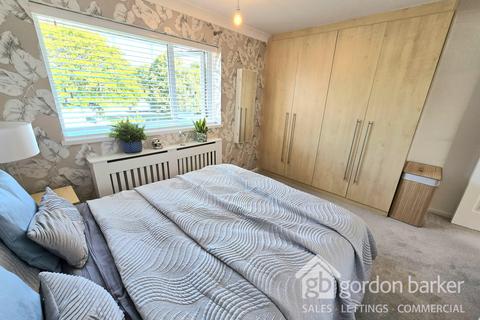 2 bedroom terraced house for sale, Slades Farm Road, Bournemouth BH10