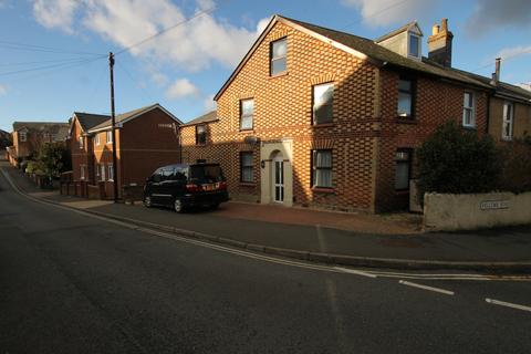 2 bedroom semi-detached house to rent, Bellevue Road, Cowes, Isle of Wight