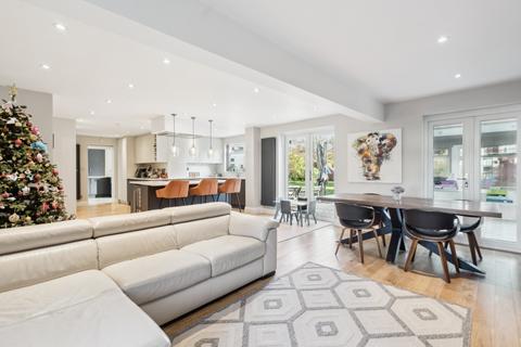 18 Wellesley Avenue, Iver, SL0 9BN