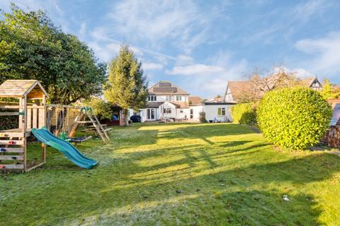 18 Wellesley Avenue, Iver, SL0 9BN