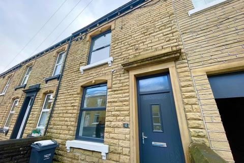 2 bedroom terraced house to rent, Piggott Street, Brighouse