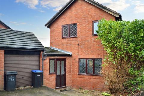 3 bedroom detached house to rent, Gresham Drive, West Hunsbury