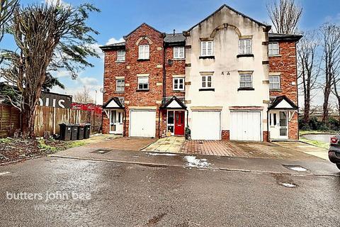 3 bedroom townhouse for sale, Wharton Road, Winsford