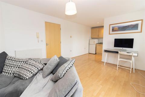 10 Redgrave Close, Gateshead, NE8 3JE
