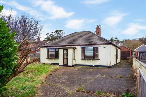 3 bedroom detached bungalow for sale, Withernsea Road, Holmpton