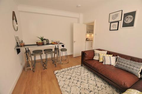 1 bedroom apartment to rent, Chelsea Manor Street, London SW3