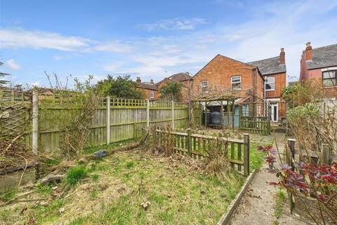 70 Henry Road, Gloucester, GL1 3DY