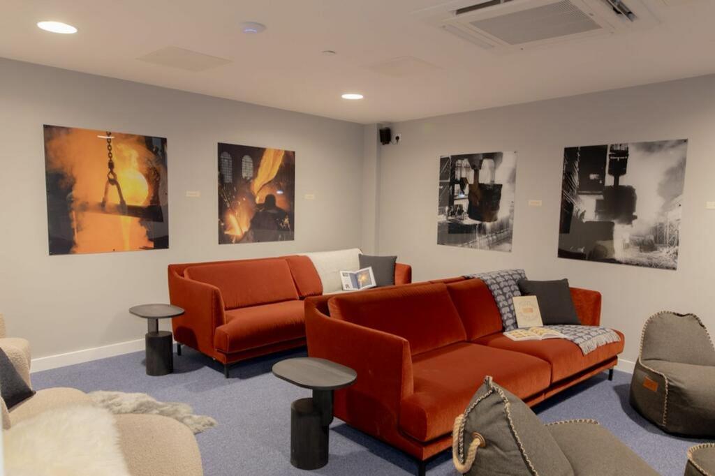 Multi media room