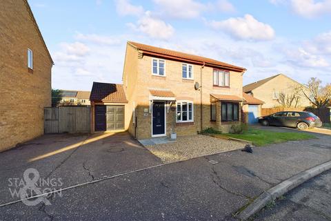 Suffield Close, Long Stratton, Norwich