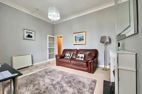 2 bedroom apartment to rent, Park Road, Bexhill-on-Sea, TN39