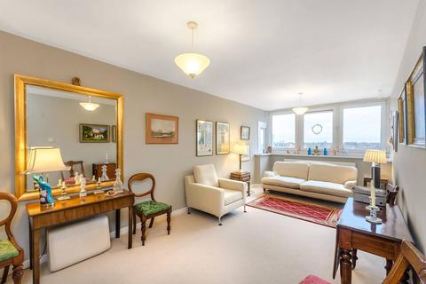 3 bedroom flat for sale, Neville Gill Close, Wandsworth, London, SW18