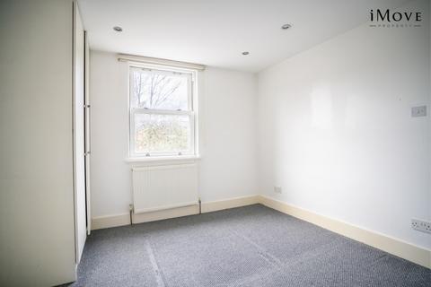 2 bedroom flat to rent, 5 Waldegrave Road, London SE19