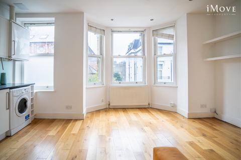 2 bedroom flat to rent, 5 Waldegrave Road, London SE19