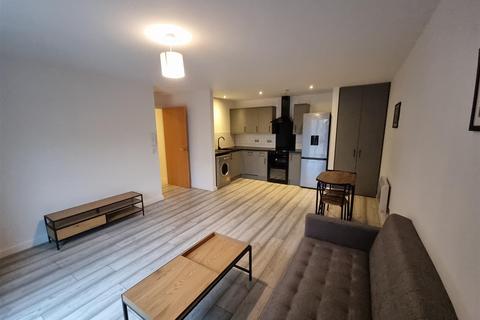 2 bedroom apartment to rent, Quay 5, Manchester