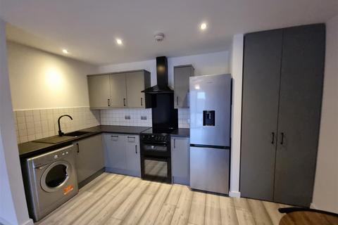 2 bedroom apartment to rent, Quay 5, Manchester