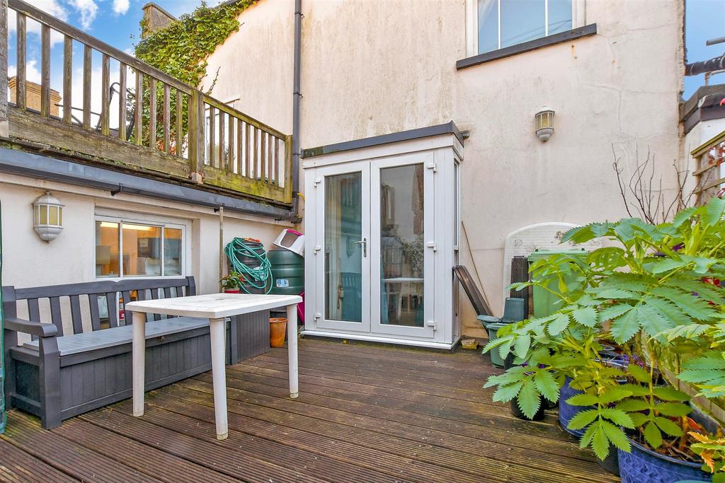 Patio / Decking