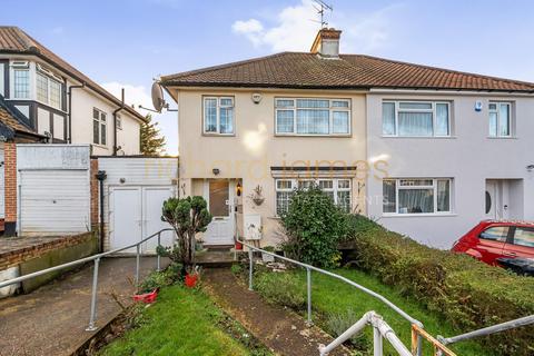 3 bedroom semi-detached house for sale, Ellesmere Avenue, London