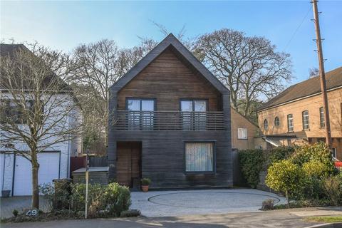 4 bedroom detached house for sale, New Wokingham Road, Berkshire RG45