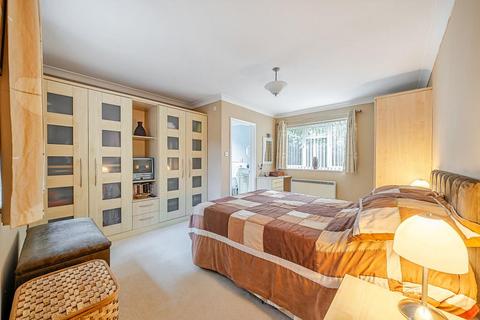 4 Folly View Crescent, Faringdon, SN7 7DJ