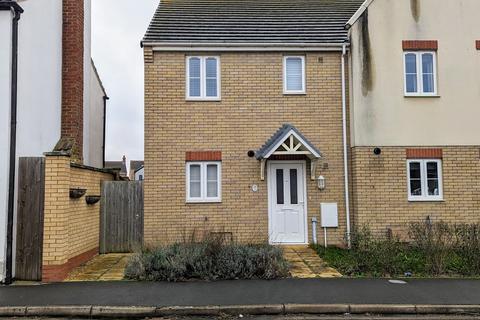 2 bedroom terraced house to rent, Windmill Street, Whittlesey, Petre