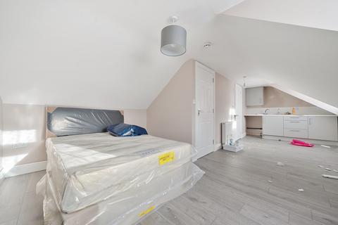69 Milton Road, Gravesend, DA12 2PJ