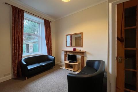 2 bedroom flat to rent, 26B Union Street Stirling FK8 1NY