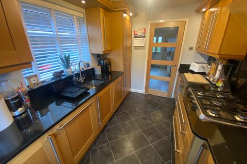 3 bedroom semi-detached house for sale, 62 Rydal Avenue, Chadderton