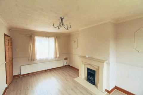 3 bedroom terraced house to rent, Clifford Aveue, Beeston, Nottingham, NG9 2PX