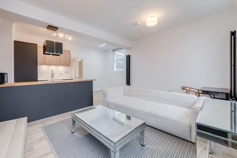 1 bedroom flat for sale, Queens Crescent, London