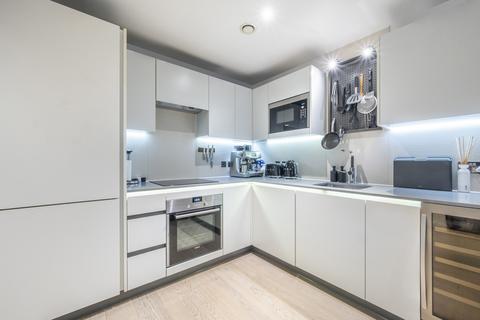 1 bedroom flat for sale, The Merchant Building, 38 Wharf Road, London