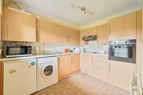 2 bedroom bungalow for sale, Sherwood Gardens, Oxfordshire RG9