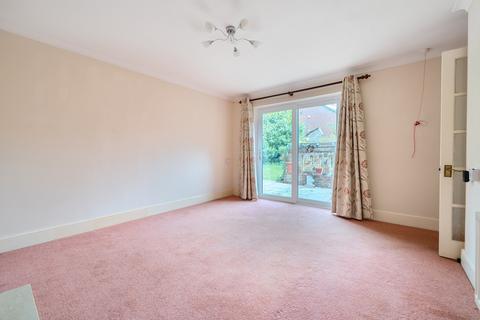 2 bedroom bungalow for sale, Sherwood Gardens, Oxfordshire RG9