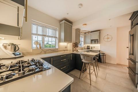 10 Fairmead Road, Shinfield, Reading, RG2 9DL