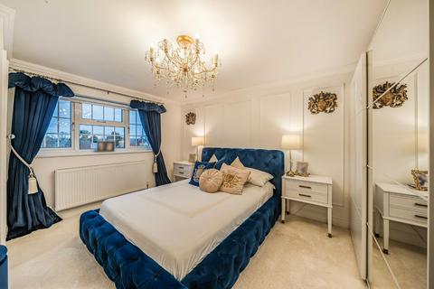 10 Fairmead Road, Shinfield, Reading, RG2 9DL