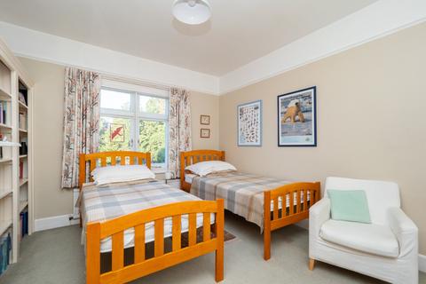 4 bedroom semi-detached house for sale, Blakehall Road, Carshalton SM5