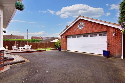 2 bedroom detached bungalow for sale, Olton Avenue, Coventry CV5